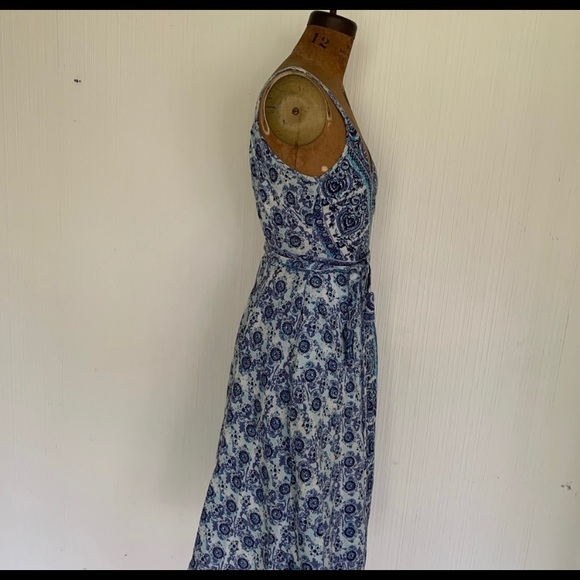 Calypso St. Barth Ivara linen wrap print dress.  True to size, would say 4 - Picture 4 of 5